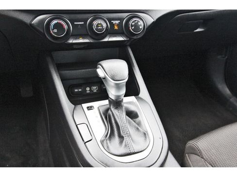 Used 2021 Kia Forte LXS FWD image 29