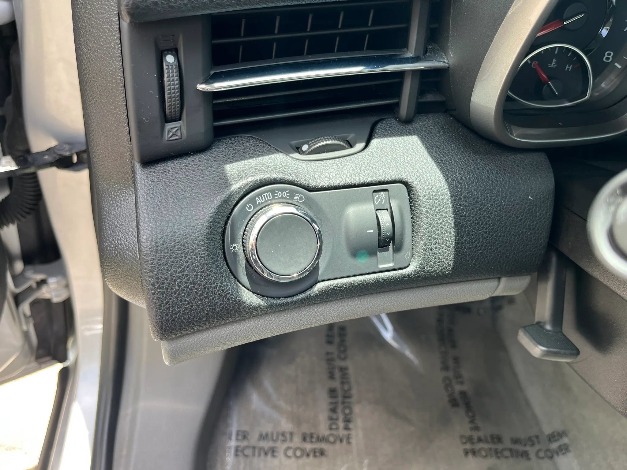 Used 2015 Chevrolet Malibu LS FWD image 12
