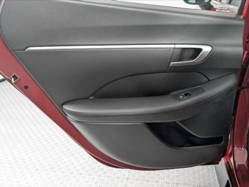Used 2025 Hyundai Sonata SEL image 16