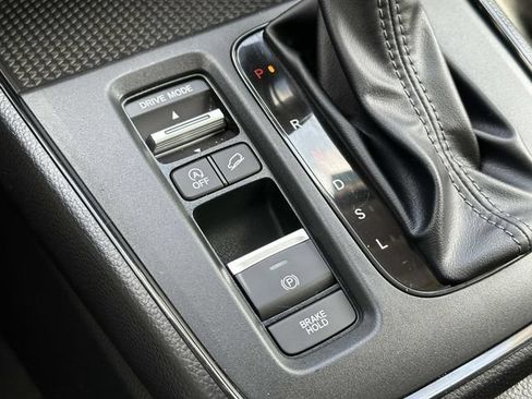 Used 2025 Honda CR-V LX image 30