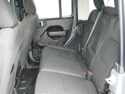 Used 2023 Jeep Wrangler Unlimited w/ Cold Weather Group AWD/4WD image 32