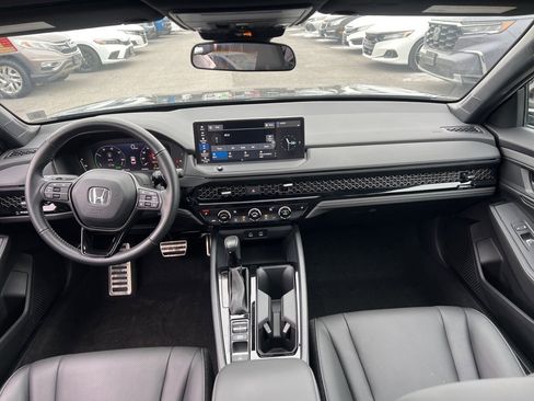 Used 2024 Honda Accord Sport image 19