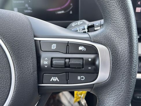 Used 2024 Kia Sportage LX FWD image 24