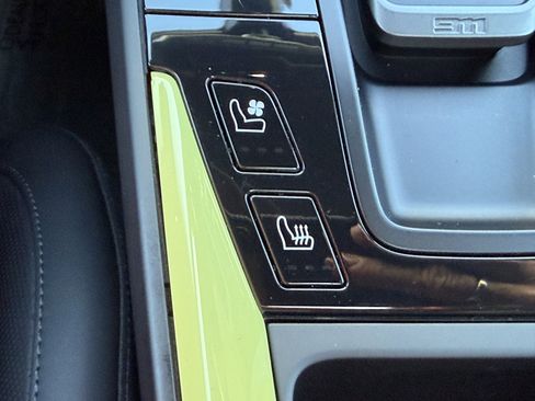 Certified 2025 Porsche 911 Carrera 4 GTS image 29