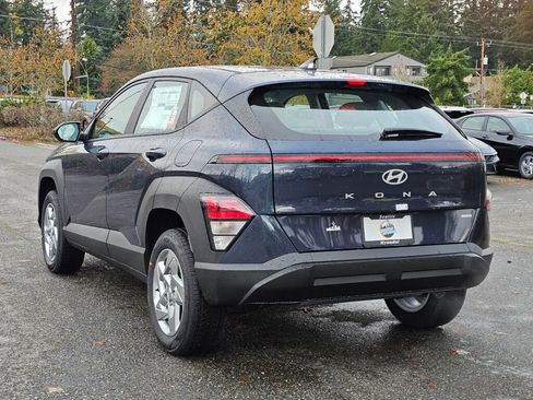 New 2026 Hyundai Kona SE image 5