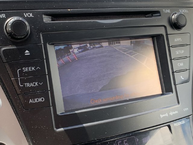 Used 2013 Toyota Prius V Five FWD image 22