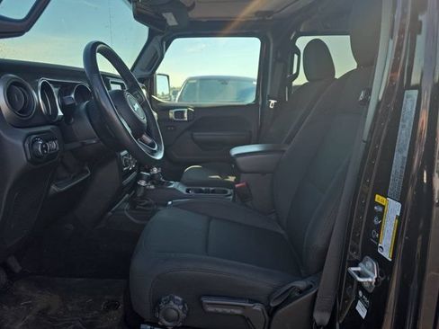 Used 2021 Jeep Gladiator Sport AWD/4WD image 8