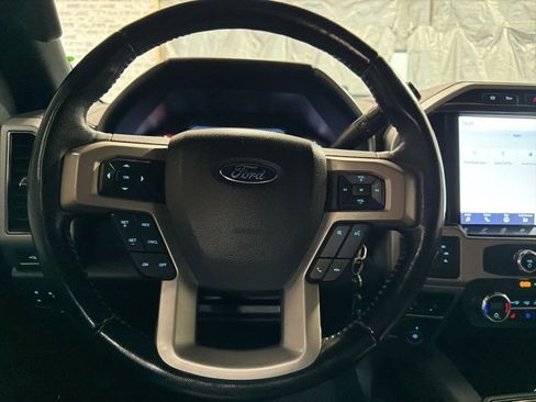 Used 2022 Ford F250 Lariat w/ Lariat Value Package image 15