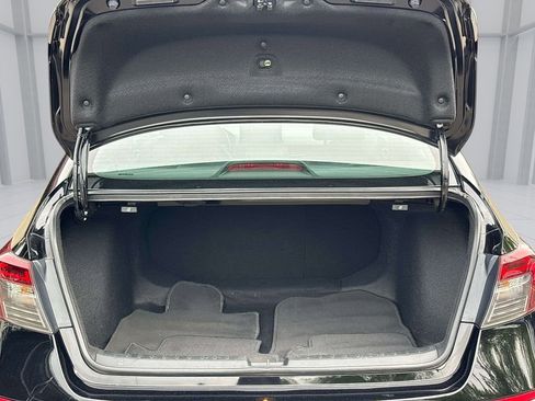 Used 2025 Honda Civic Sport image 14