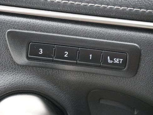 Used 2019 Lexus ES 350 w/ Luxury Package image 15