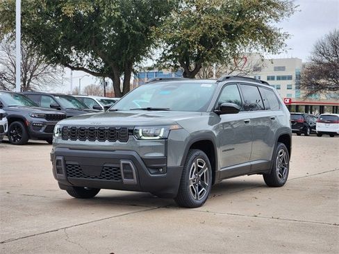 New 2026 Jeep Cherokee Laredo image 2