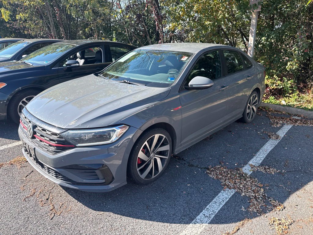 Used 2019 Volkswagen Jetta GLI FWD image 2