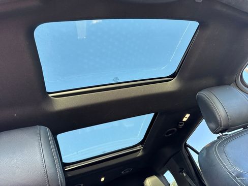 Used 2018 Ford Explorer Limited w/ Equipment Group 301A FWD image 28