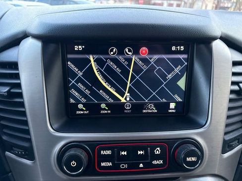 Used 2015 GMC Yukon XL Denali w/ Premium Package image 27