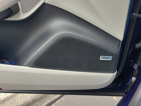 New 2026 Porsche Macan Electric image 21