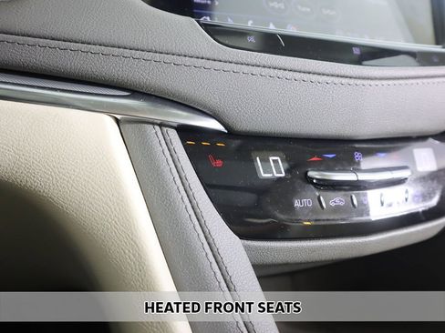 Used 2021 Cadillac XT5 Premium Luxury image 9