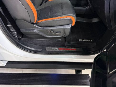 Used 2017 Ford F150 Raptor w/ Equipment Group 802A Luxury AWD/4WD image 29