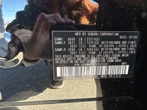 Certified 2025 Subaru Ascent Limited w/ Popular Package #1 image 35