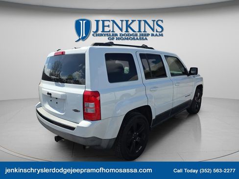 Used 2015 Jeep Patriot Sport w/ Power Value Group image 5