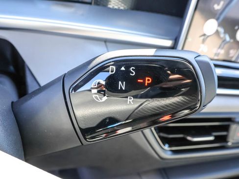 New 2026 Volkswagen Tiguan SE R-Line image 32