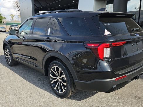 New 2026 Ford Explorer ST-Line w/ Premium Package RWD image 4