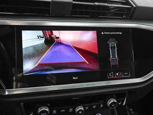 Certified 2025 Audi Q3 2.0T Premium w/ Convenience Package image 14