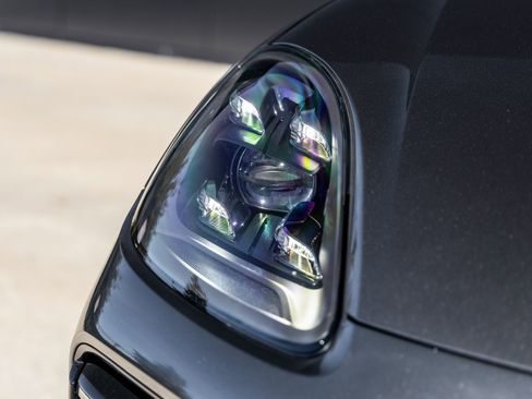 Certified 2023 Porsche Cayenne Turbo S image 19