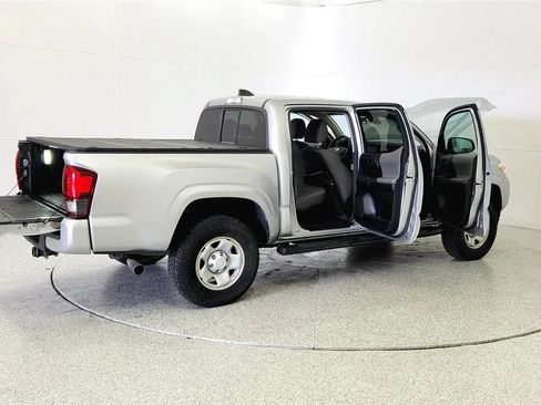 Used 2023 Toyota Tacoma SR AWD/4WD image 12