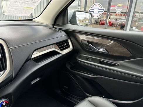 Used 2024 GMC Terrain Denali image 13