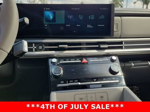 Used 2026 Hyundai Santa Fe SE FWD image 14