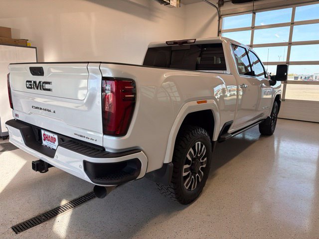 Used 2025 GMC Sierra 2500 Denali Ultimate w/ LPO, GMC Protection Package AWD/4WD image 11