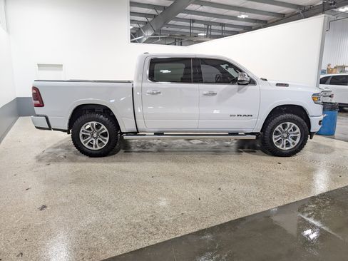 Used 2021 RAM 1500 Limited w/ Body Color Bumper Group AWD/4WD image 2