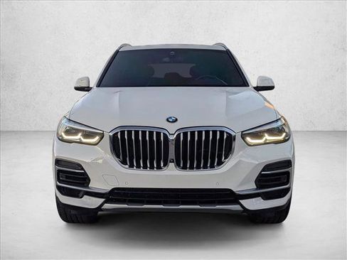 Used 2022 BMW X5 sDrive40i w/ Parking Assistance Package image 2