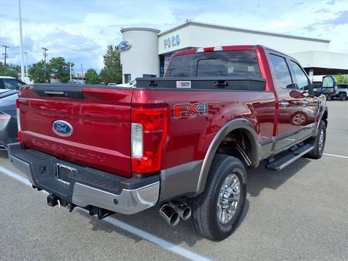 Used 2019 Ford F250 Lariat w/ Lariat Ultimate Package AWD/4WD image 4