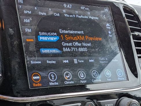 Used 2019 Jeep Grand Cherokee Limited w/ Trailer Tow Group IV image 23