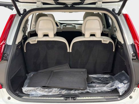 Used 2025 Volvo XC90 B6 Core w/ Protection Package Premier AWD/4WD image 11