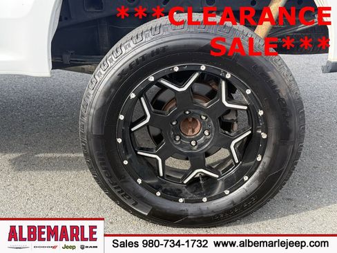 Used 2016 Ford F150 XLT w/ Trailer Tow Package image 11