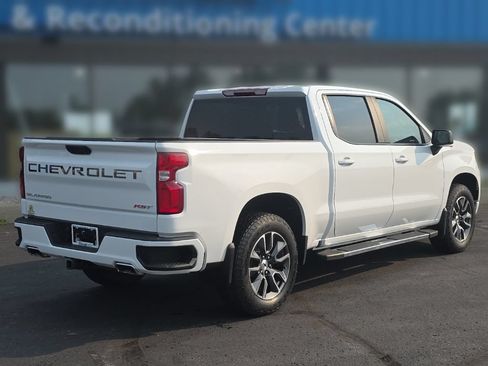 Used 2024 Chevrolet Silverado 1500 RST w/ Z71 Off-Road Package AWD/4WD image 7