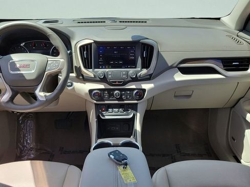 Used 2019 GMC Terrain Denali w/ Advanced Safety Package FWD image 11