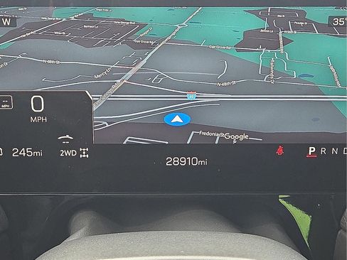 Certified 2025 GMC Yukon Denali image 23