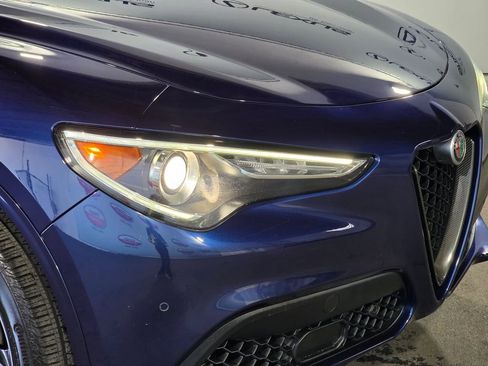 Used 2020 Alfa Romeo Stelvio Ti Sport AWD/4WD image 4