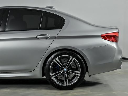 Used 2020 BMW M5 w/ Executive Package image 9