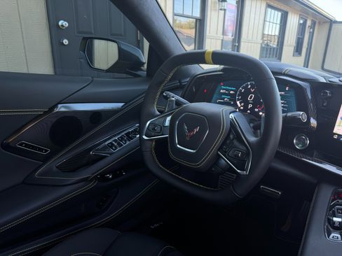 Used 2023 Chevrolet Corvette Stingray Premium Conv image 45