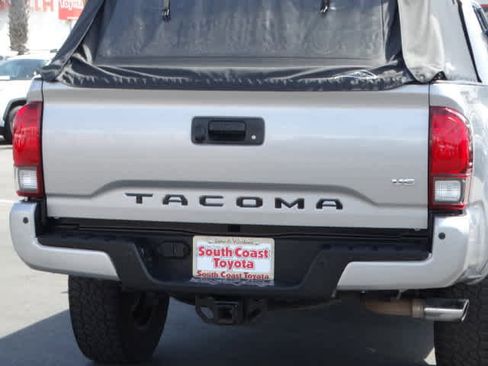 Certified 2019 Toyota Tacoma TRD Sport w/ Technology Package image 14