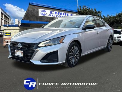 Used 2024 Nissan Altima 2.5 SV
