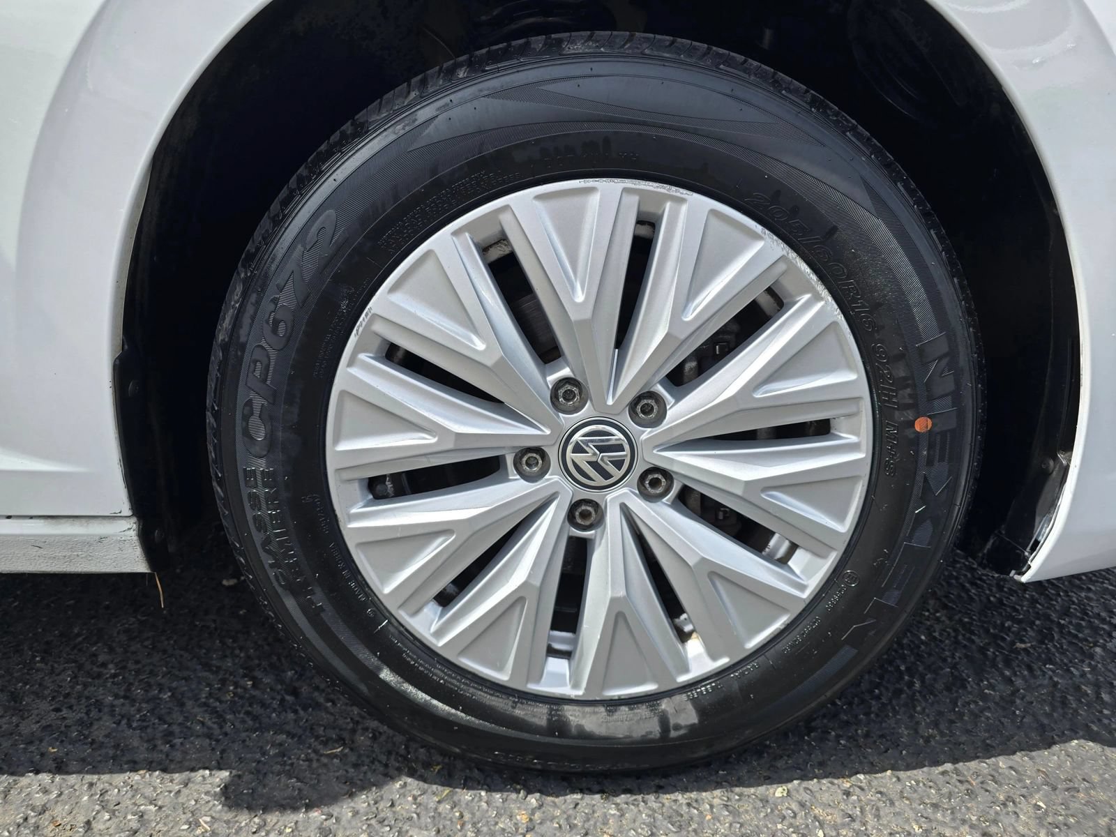 Used 2019 Volkswagen Jetta S w/ Driver Assistance Package FWD image 9
