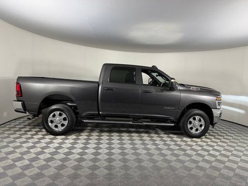 Used 2025 RAM 2500 Big Horn AWD/4WD image 7