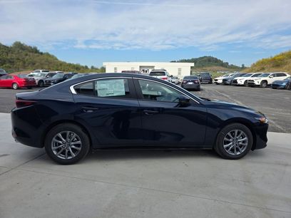 New 2025 MAZDA MAZDA3 s