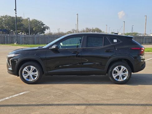 New 2026 Chevrolet Trax LS image 5