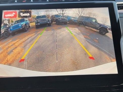 Used 2022 Jeep Grand Cherokee Trailhawk image 8